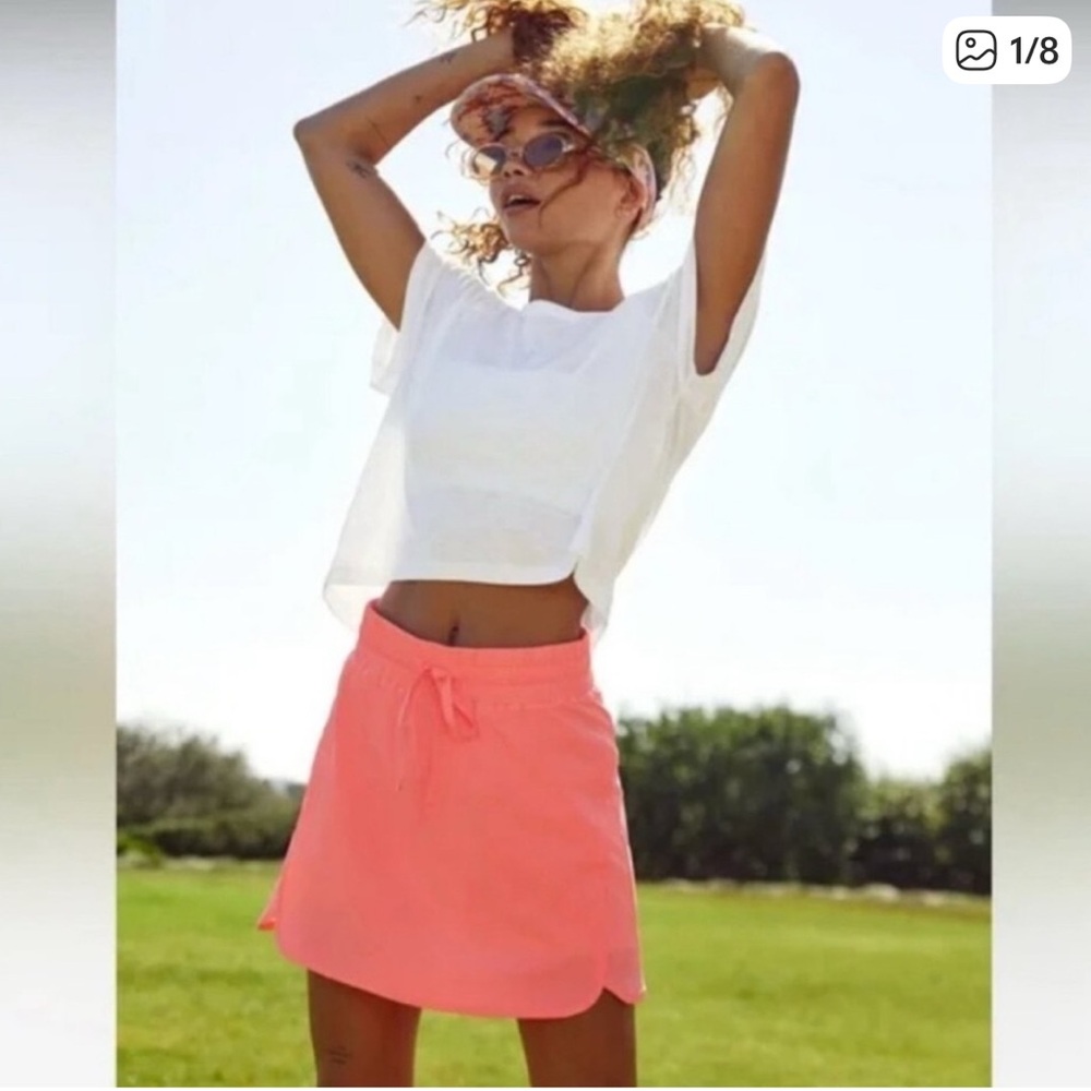 Beyond Yoga Stretch Woven In Stride Lined Skirt (size S)